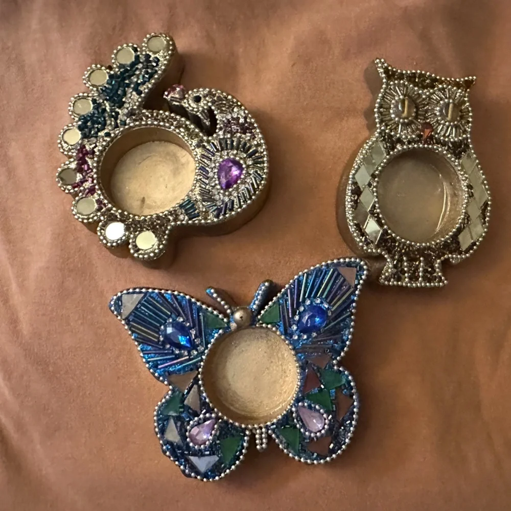 PIER 1 - Set of 3 tea lights/ candle holders.